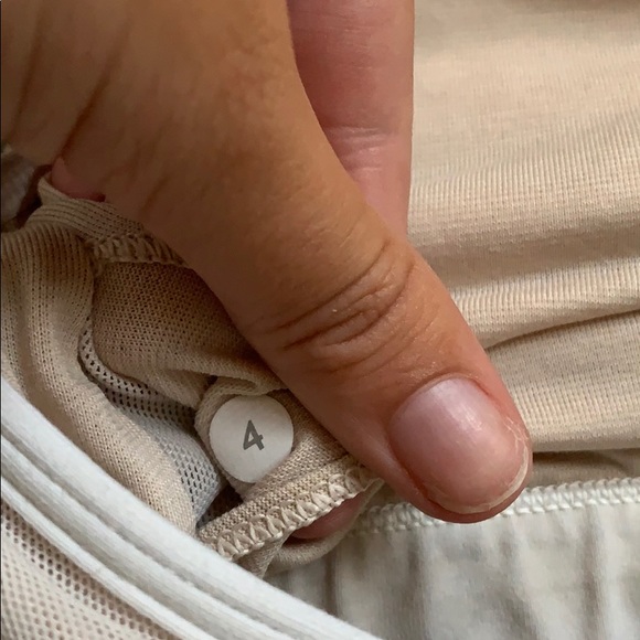 WHITE Lululemon Sports Bra SZ 4 - Picture 3 of 5
